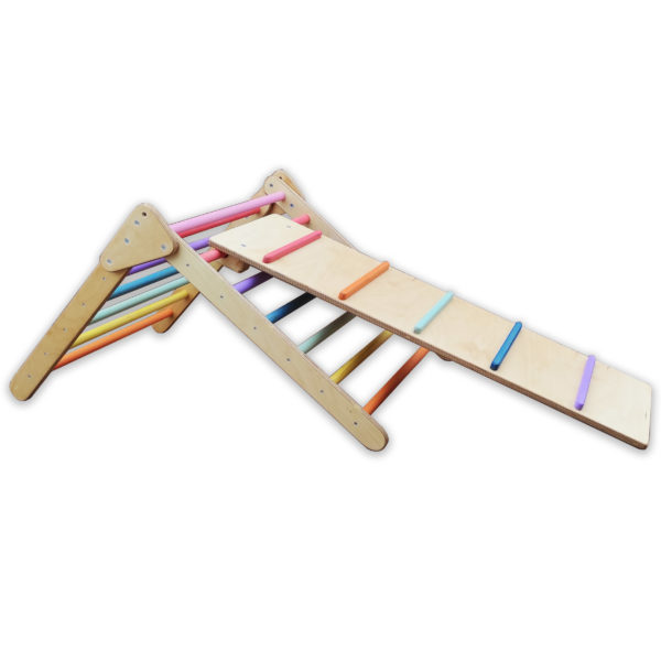 Triángulo escalada con rampa barnizado color pastel